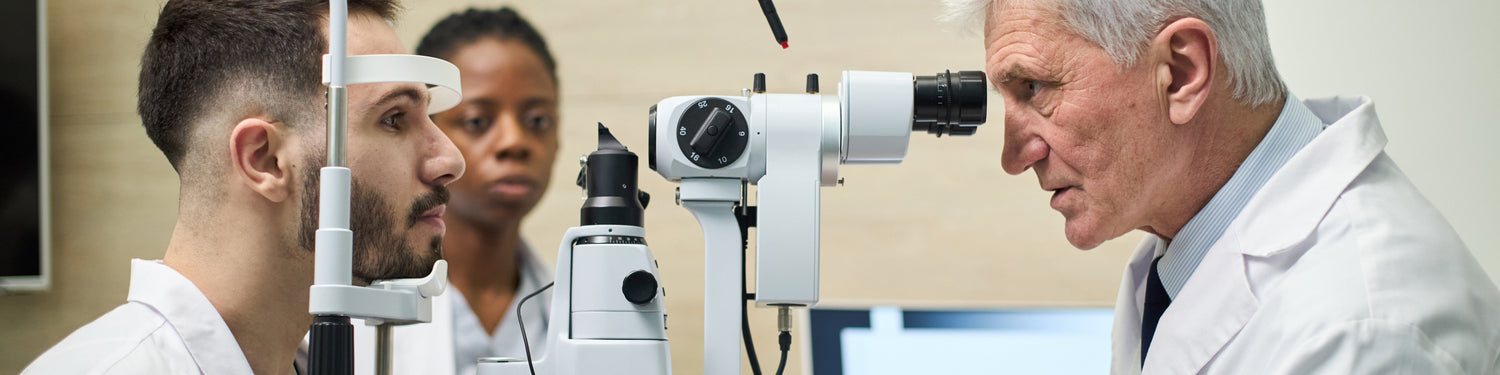 What Are The Early Signs of Macular Degeneration?